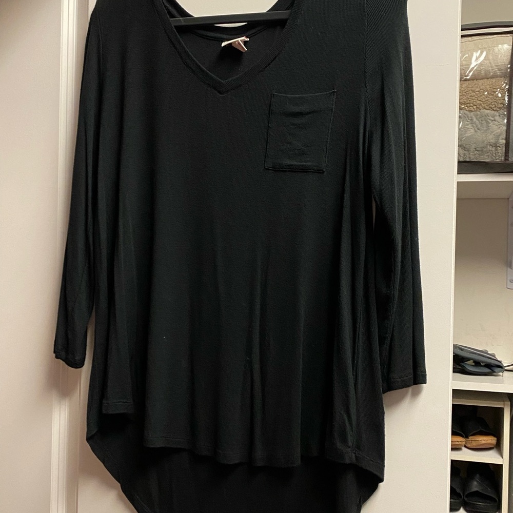 Merona XL sweater. Black soft. Gently worn no holes or snags